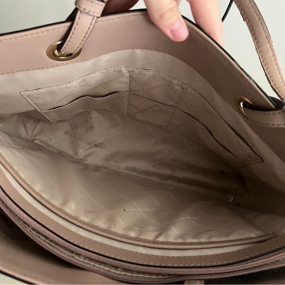 purse - Picture 5 of 7